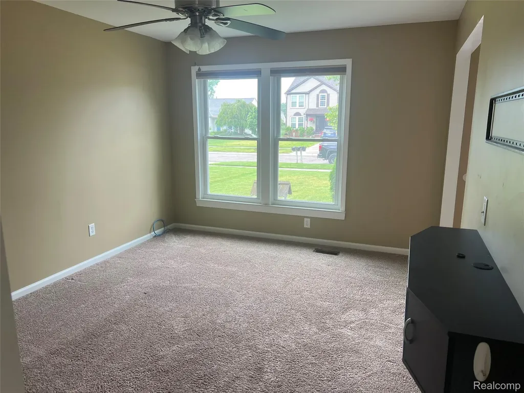 7753 Turrillium Lane Waterford Charter Township MI 48327