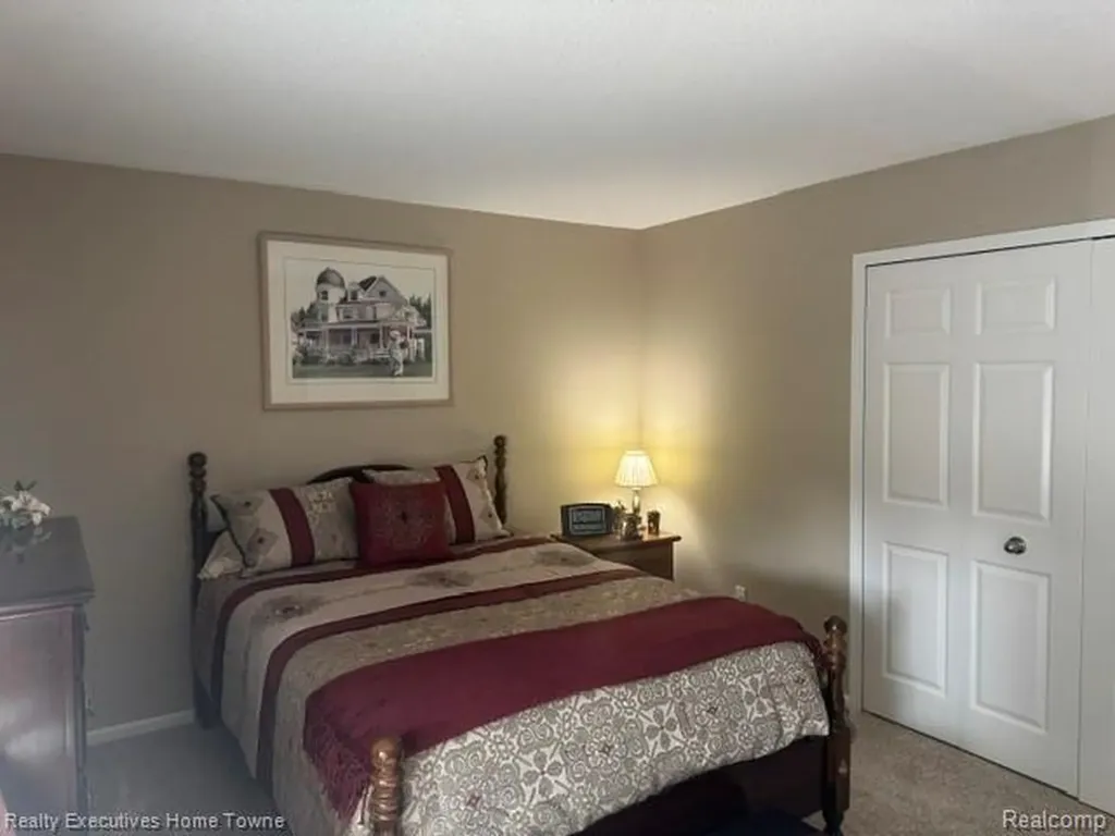 1467 E Krafft Road Fort Gratiot Charter Township MI 48059