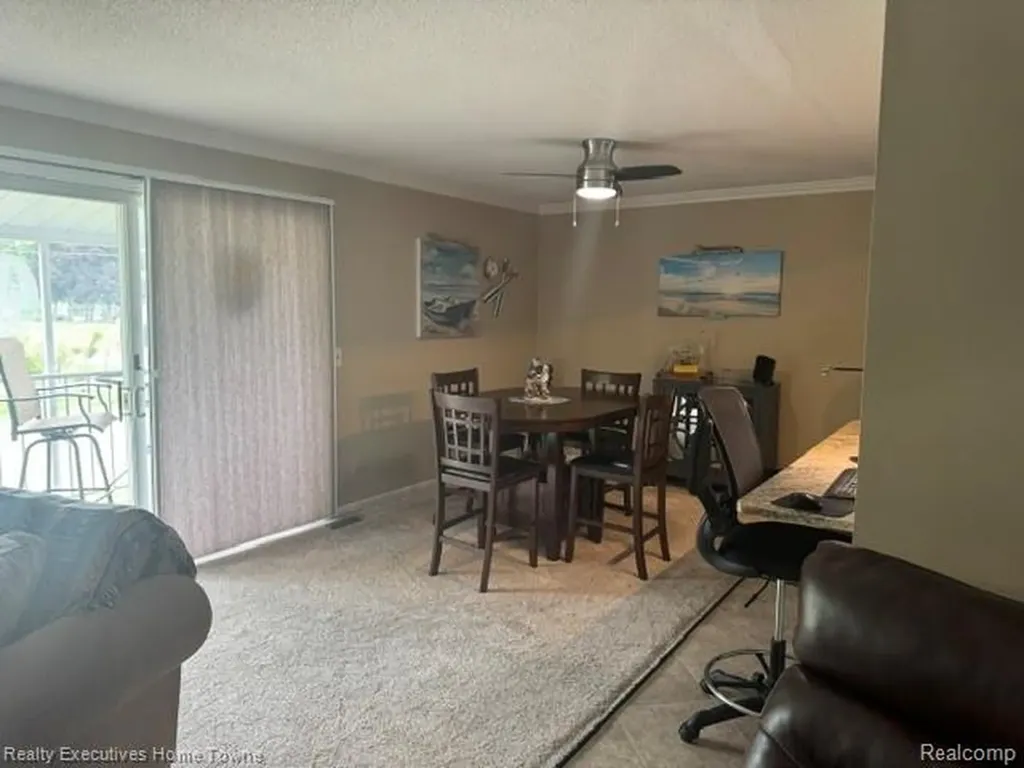 1467 E Krafft Road Fort Gratiot Charter Township MI 48059