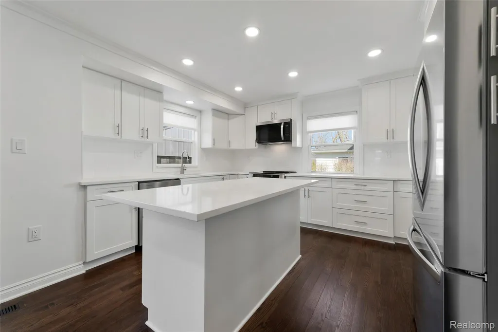 4312 Samoset Road Royal Oak City MI 48073