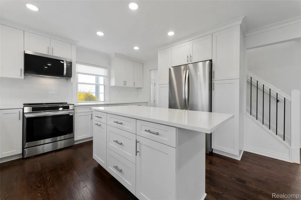 4312 Samoset Road Royal Oak City MI 48073