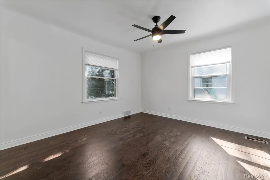 4312 Samoset Road Royal Oak City MI 48073