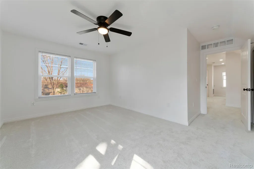 4312 Samoset Road Royal Oak City MI 48073