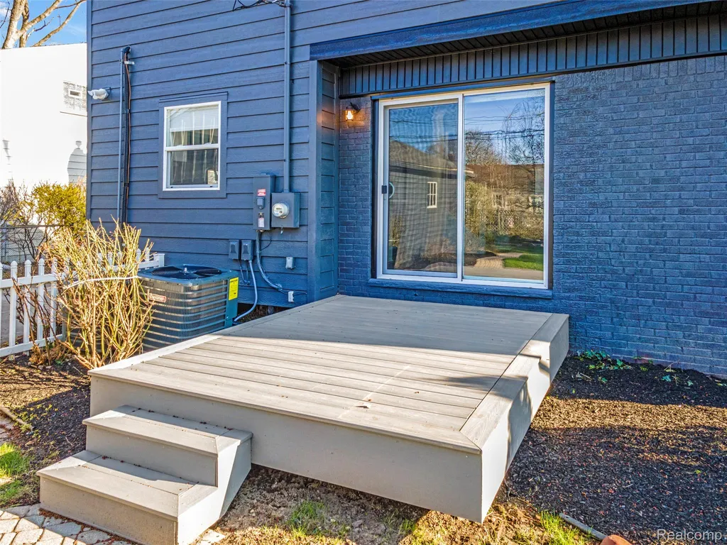 4312 Samoset Road Royal Oak City MI 48073