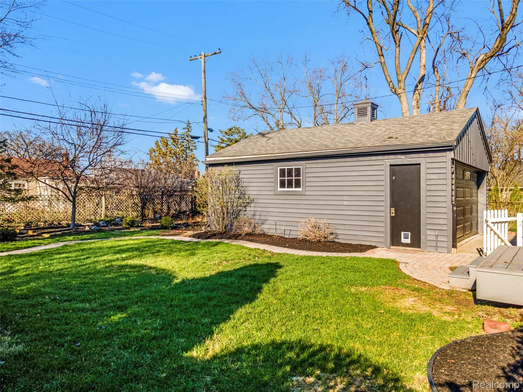 4312 Samoset Road Royal Oak City MI 48073
