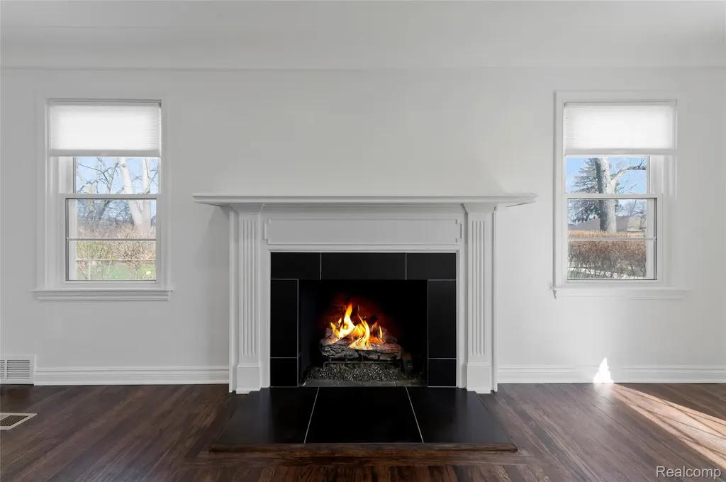 4312 Samoset Road Royal Oak City MI 48073