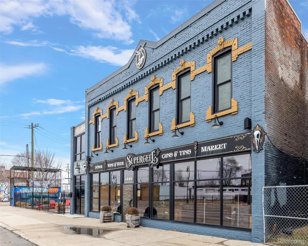 2566 Michigan Avenue Detroit City MI 48216