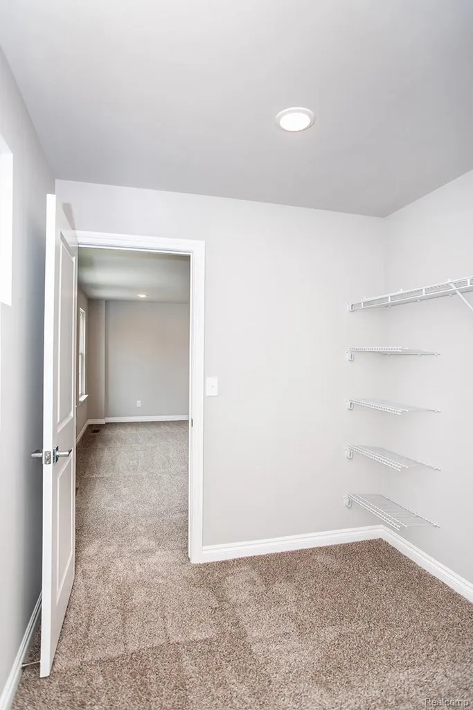 16 Grandview Circle Grandview Circle White Lake Charter Township MI 48386