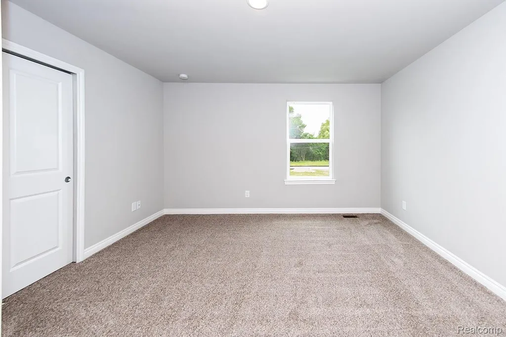 16 Grandview Circle Grandview Circle White Lake Charter Township MI 48386