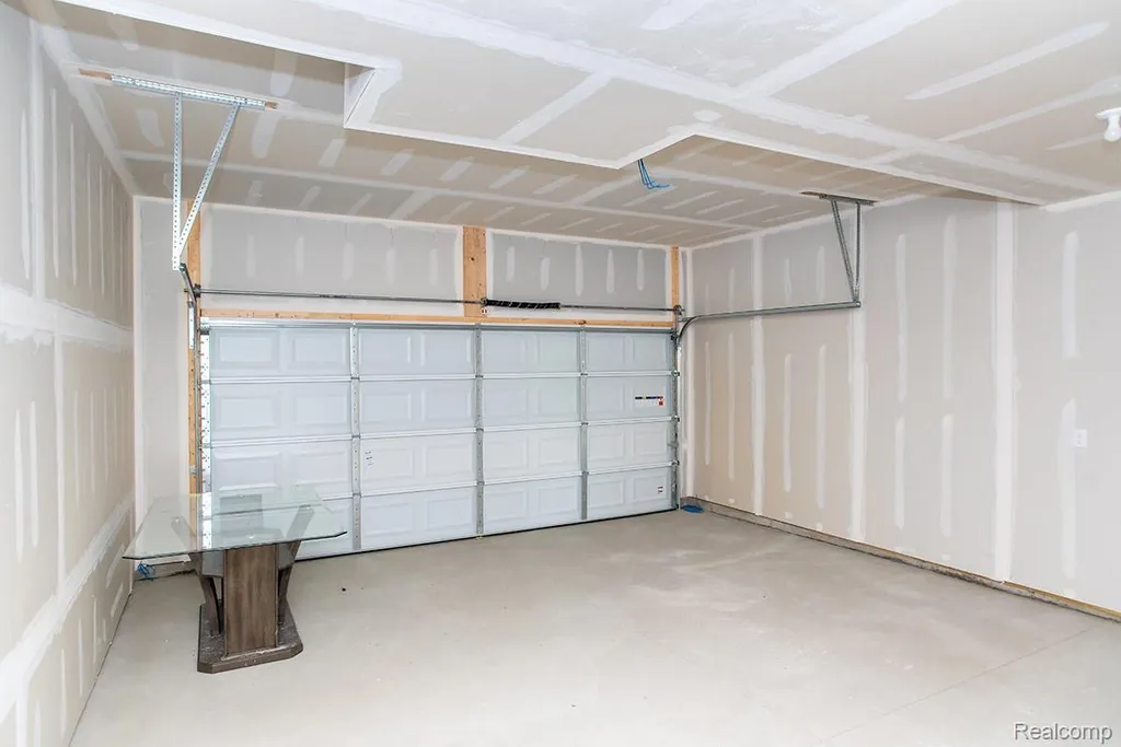 16 Grandview Circle Grandview Circle White Lake Charter Township MI 48386