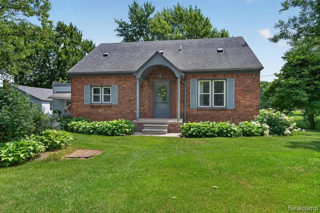 10800 7 Mile Road Salem Township MI 48167