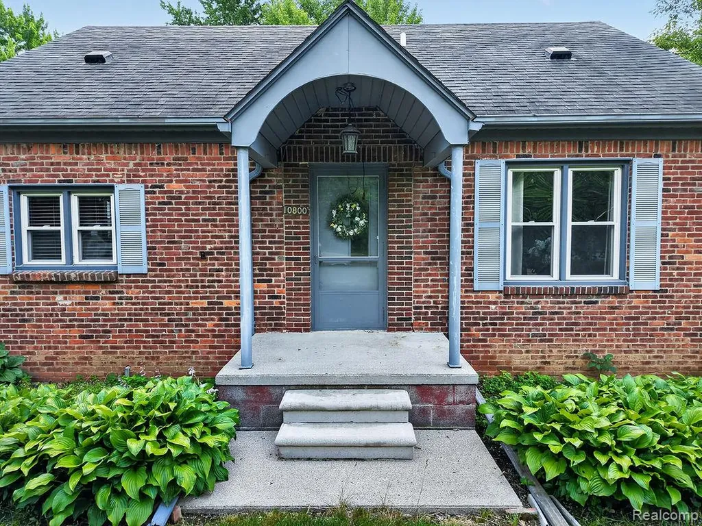 10800 7 Mile Road Salem Township MI 48167