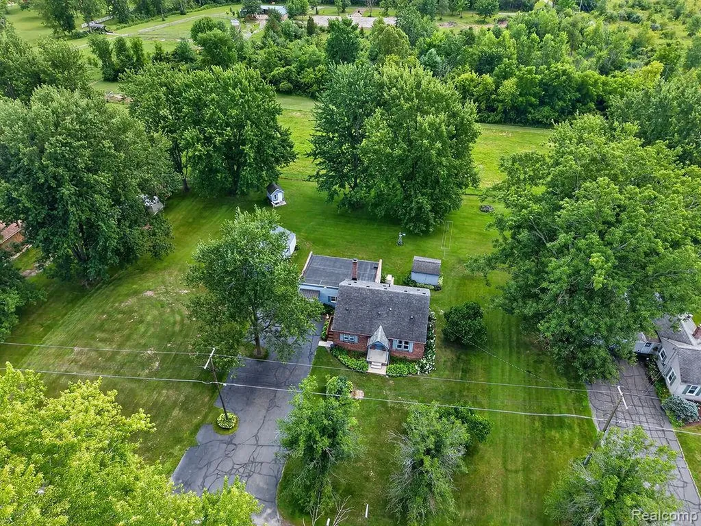 10800 7 Mile Road Salem Township MI 48167