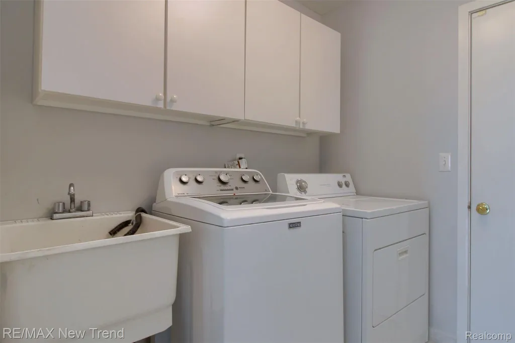 2191 Pleasant Drive Commerce Charter Township MI 48390