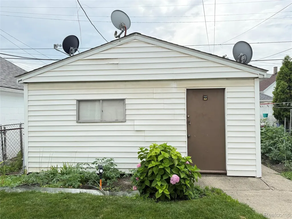 11375 Moran Street Hamtramck City MI 48212