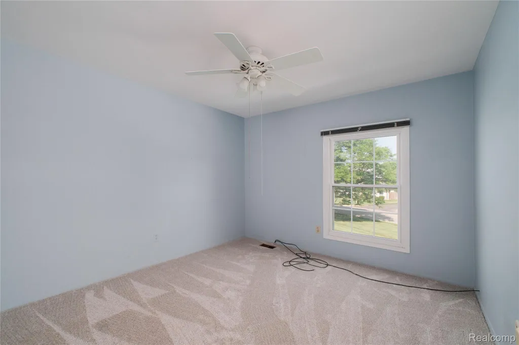 23707 N Rockledge Novi City MI 48375