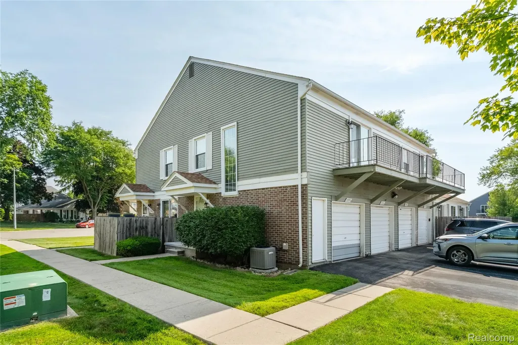 23707 N Rockledge Novi City MI 48375