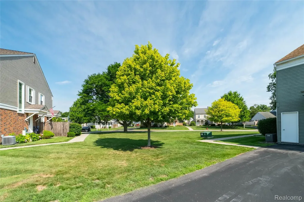 23707 N Rockledge Novi City MI 48375