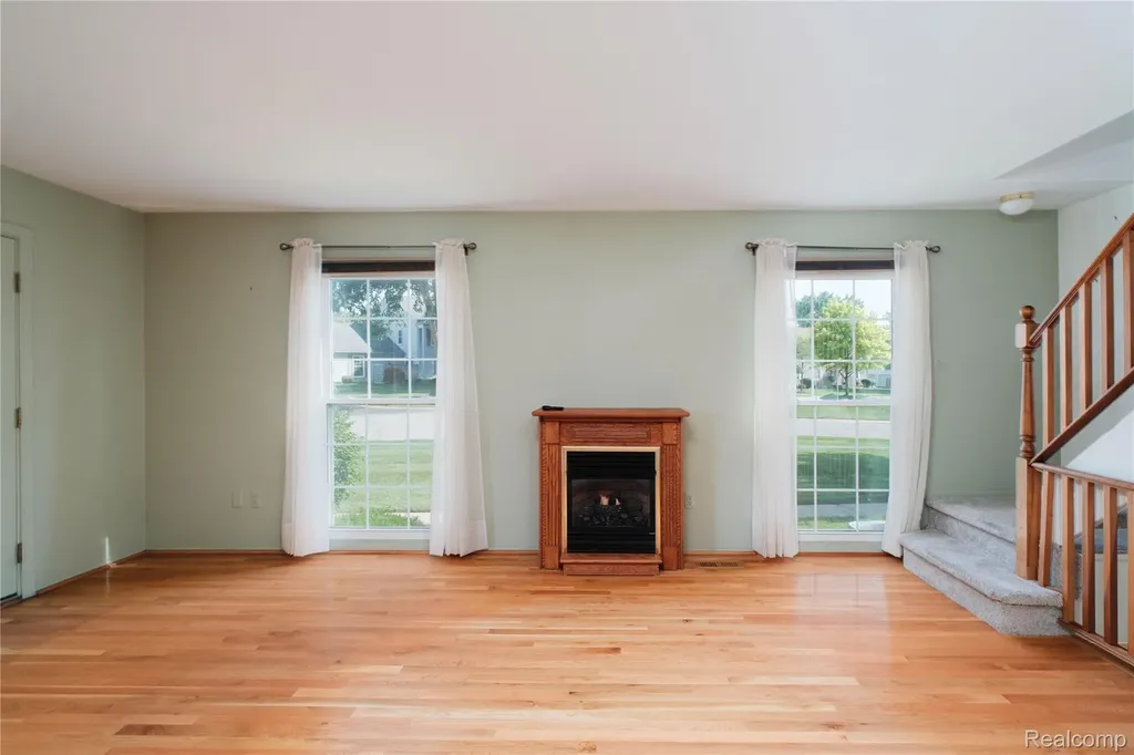 23707 N Rockledge Novi City MI 48375
