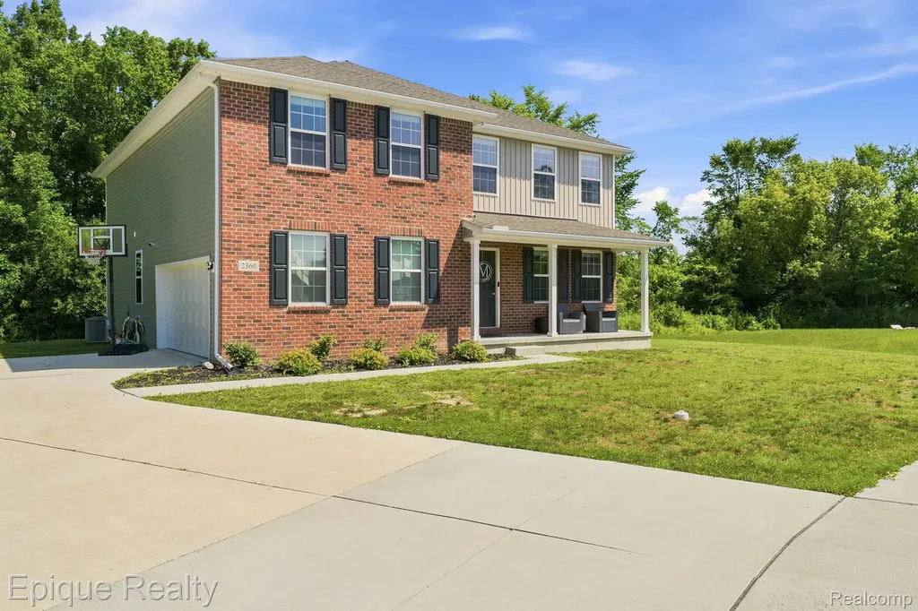 2360 Scenic Hollow Drive Grand Blanc Charter Township MI 48439
