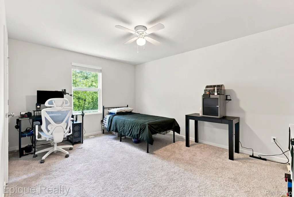 2360 Scenic Hollow Drive Grand Blanc Charter Township MI 48439