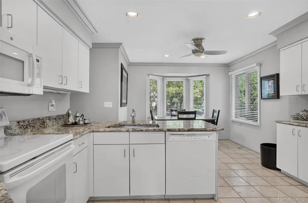 6445 Noble Road West Bloomfield Charter Township MI 48322