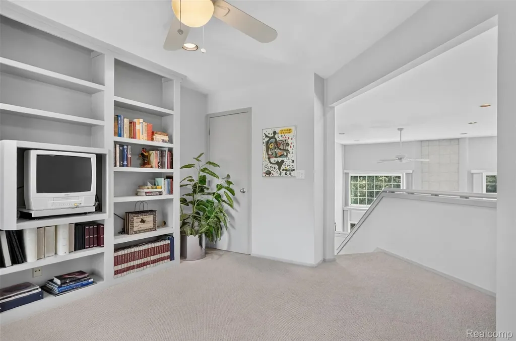 6445 Noble Road West Bloomfield Charter Township MI 48322