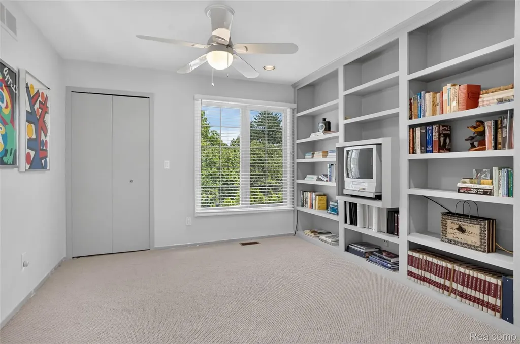6445 Noble Road West Bloomfield Charter Township MI 48322