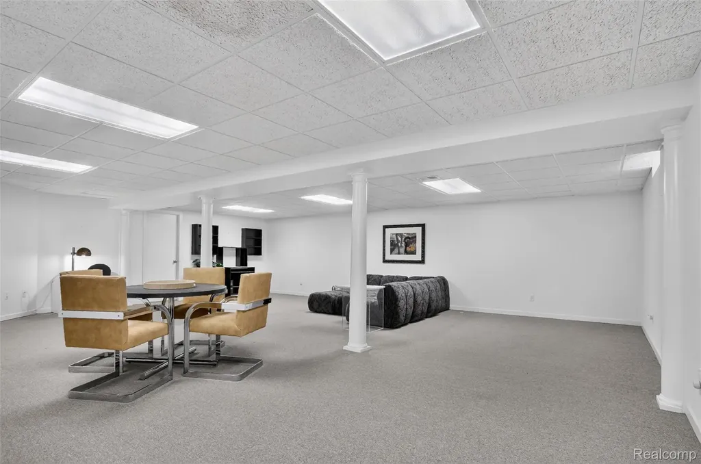 6445 Noble Road West Bloomfield Charter Township MI 48322
