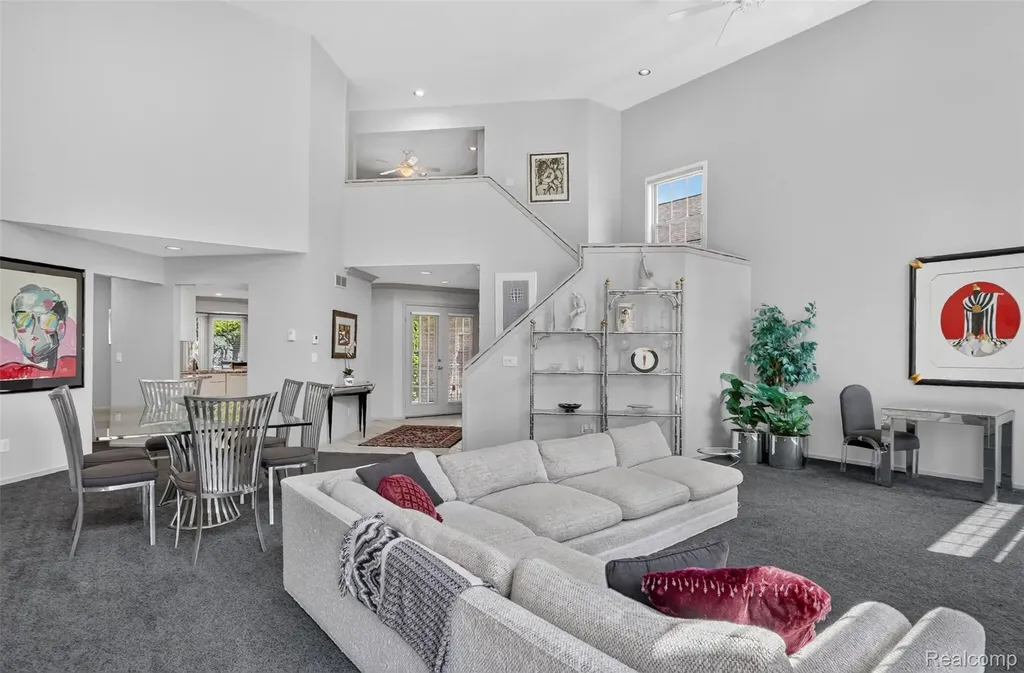 6445 Noble Road West Bloomfield Charter Township MI 48322