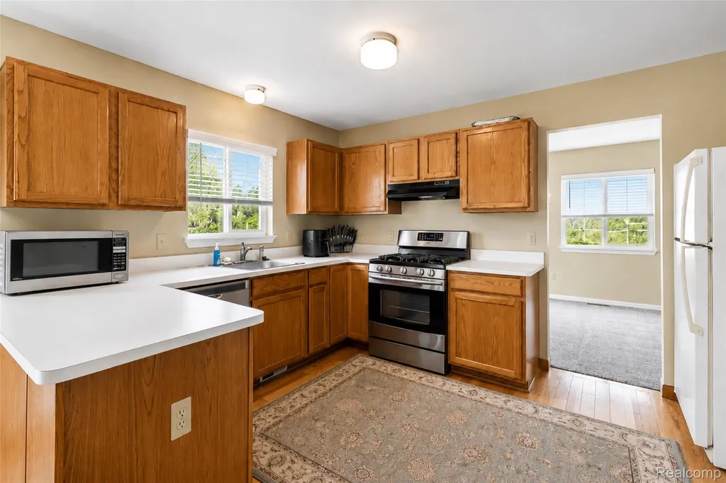 41585 Cherry Hill Road Canton Charter Township MI 48188