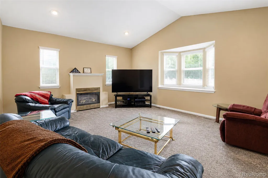 41585 Cherry Hill Road Canton Charter Township MI 48188
