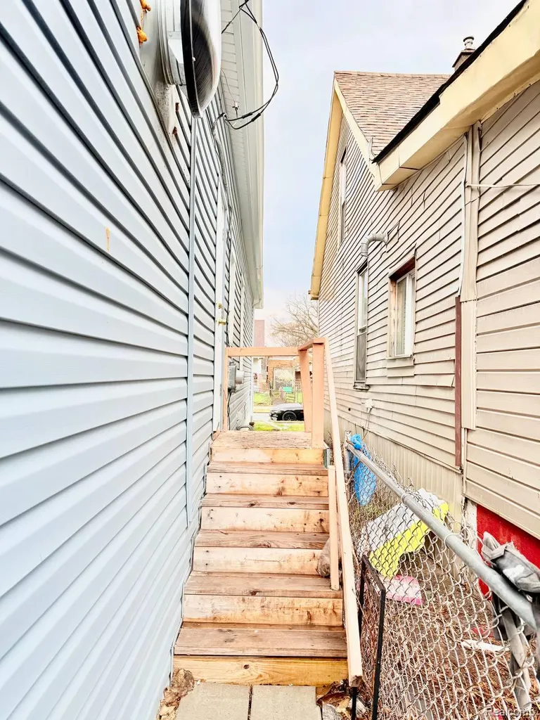 5116 Harold Street Detroit City MI 48212