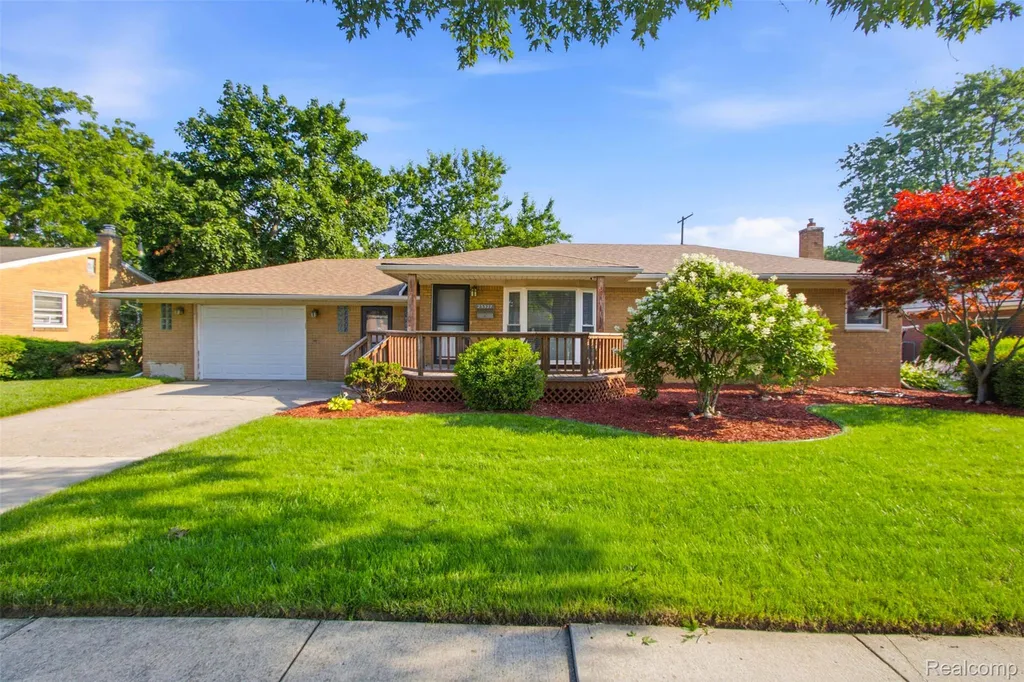 23327 Whitley Drive Clinton Charter Township MI 48035