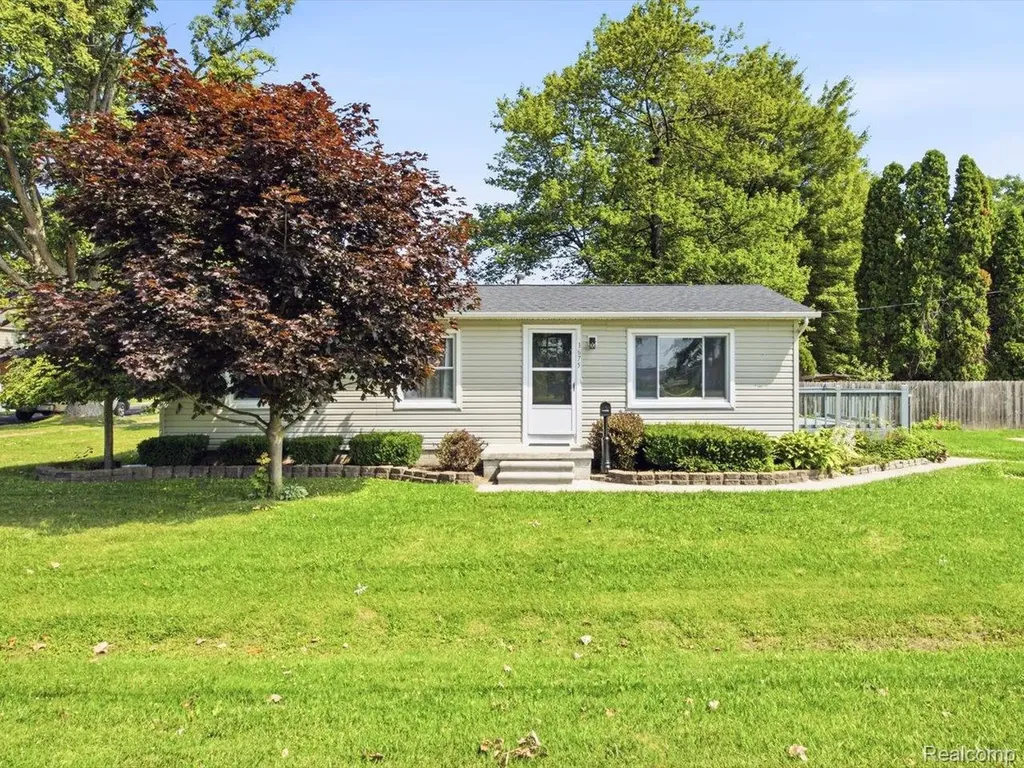 1675 Pennsylvania Avenue Marysville City MI 48040