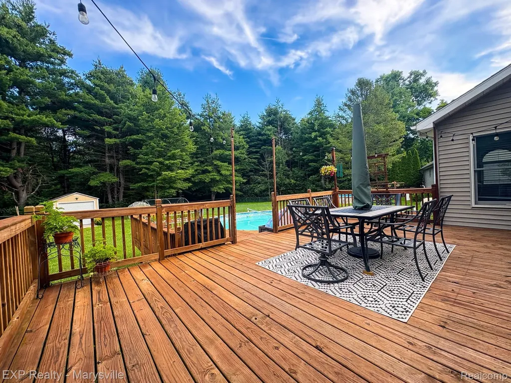 5538 Klettner Road St. Clair Township MI 48079