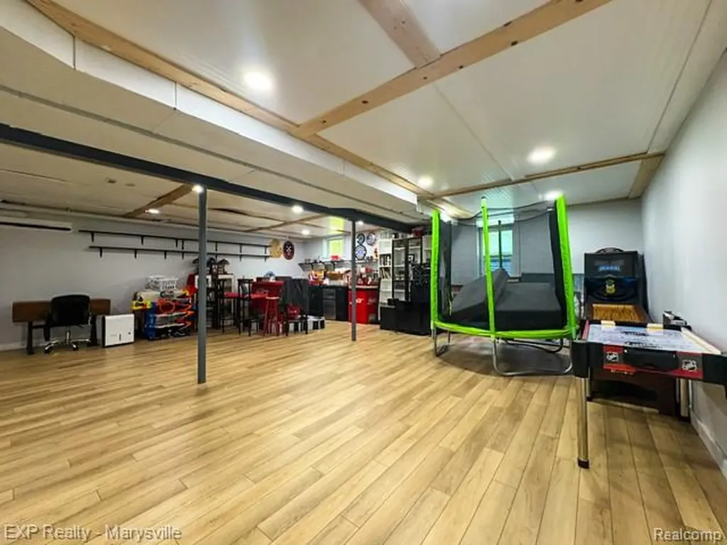 5538 Klettner Road St. Clair Township MI 48079