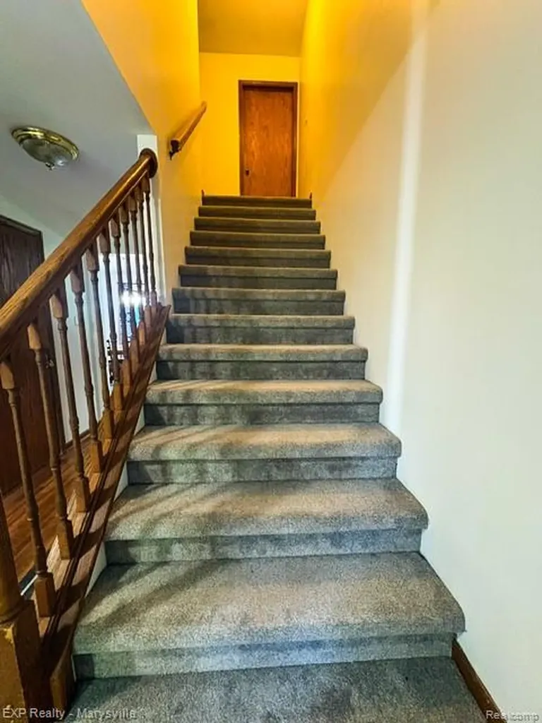 5538 Klettner Road St. Clair Township MI 48079