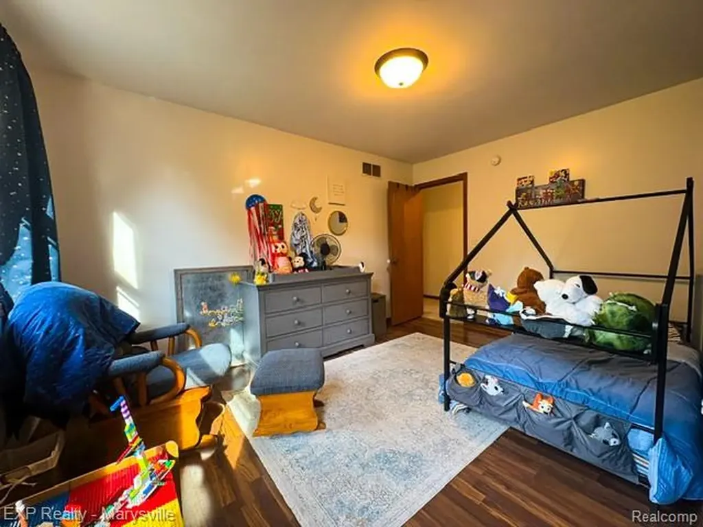 5538 Klettner Road St. Clair Township MI 48079