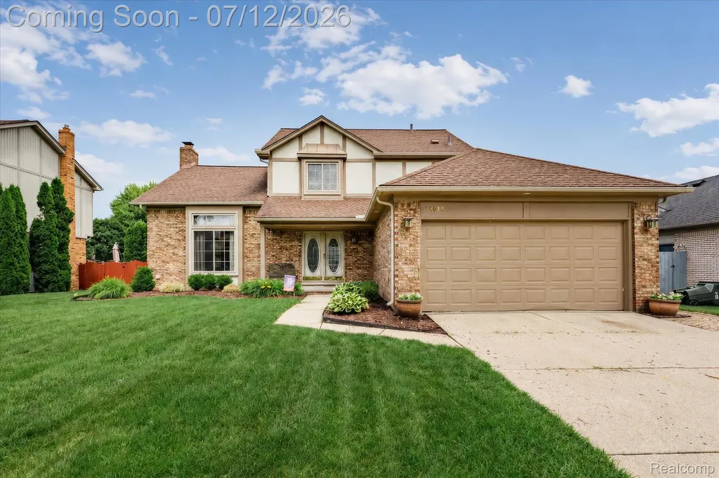 39044 Mallorn Drive Sterling Heights City MI 48313