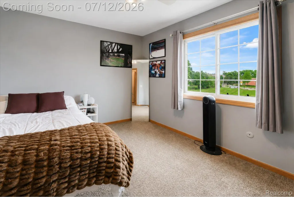 39044 Mallorn Drive Sterling Heights City MI 48313