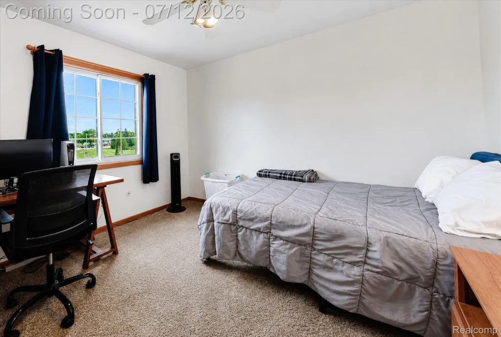 39044 Mallorn Drive Sterling Heights City MI 48313