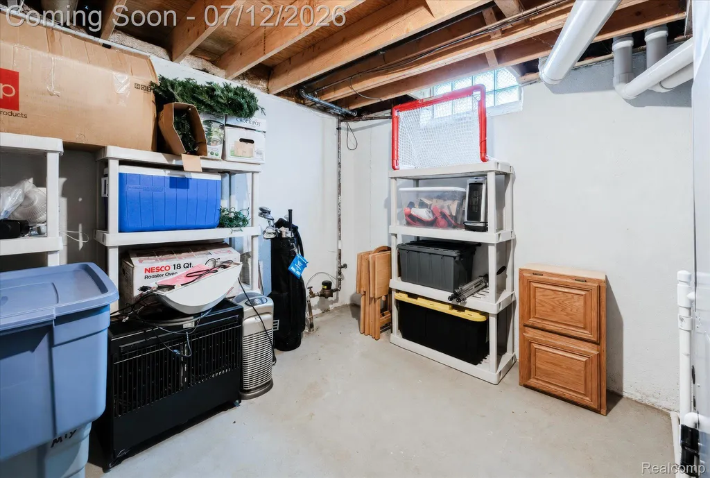 39044 Mallorn Drive Sterling Heights City MI 48313