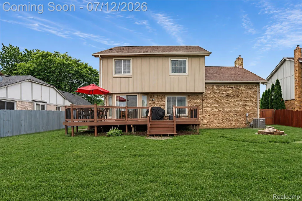 39044 Mallorn Drive Sterling Heights City MI 48313