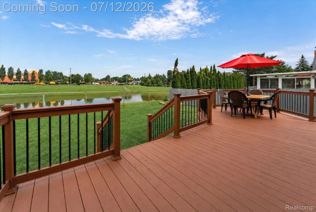 39044 Mallorn Drive Sterling Heights City MI 48313