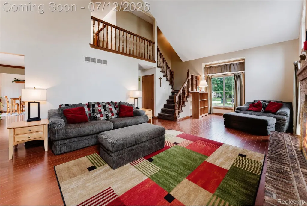 39044 Mallorn Drive Sterling Heights City MI 48313