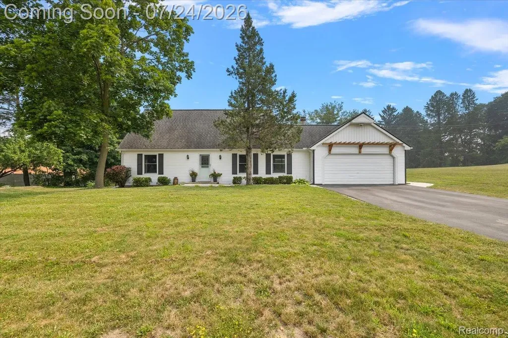 3365 Maybee Road Lake Orion Village MI 48359