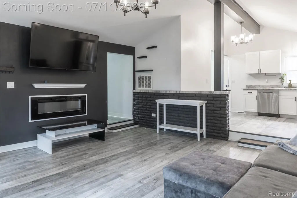 203 Chaney Street Van Buren Charter Township MI 48111