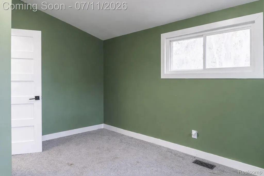203 Chaney Street Van Buren Charter Township MI 48111