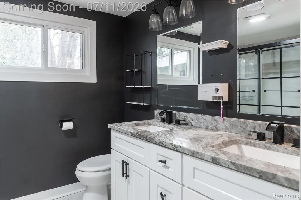 203 Chaney Street Van Buren Charter Township MI 48111